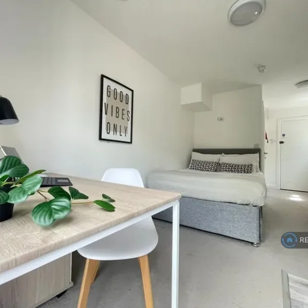 Studio flat in Stmary Place, Southampton, SO14 (#2583417)