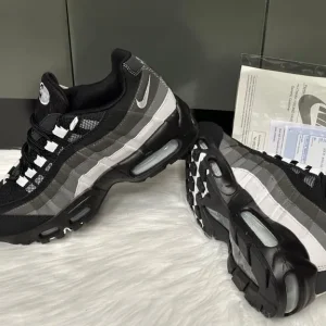 nike air max95 - Image 3