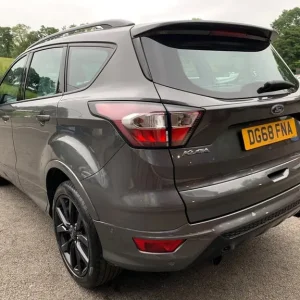 2018 Ford Kuga 1.5 TDCi ST-Line X SUV 5dr Diesel Manual Euro 6 (s/s) (120 ps) - Image 6