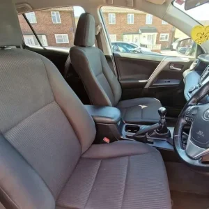 2017 Toyota RAV4 2.0 D-4D Active Euro 6 (s/s) 5dr (Safety Sense) Diesel - Image 6