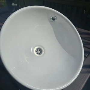 Bathroom/cloakroom hand wash basin