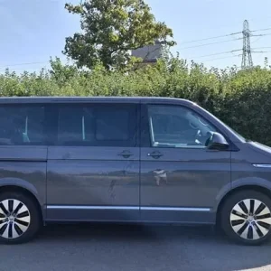 2021 Volkswagen Caravelle EXECUTIVE TDI MPV Diesel Automatic - Image 2