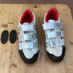 Men’s Mountain bike shoes size 8 - Image 3