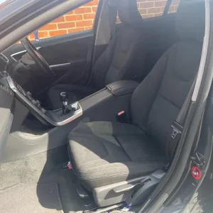 VOLVO V60 ESTATE TOURING 2.0 2013 , 1 Previous Owner - Image 8