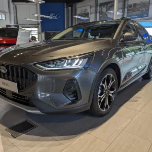 2025 Ford Focus 1.0 EcoBoost Hybrid mHEV Active X Edition 5dr Hatchback Petrol Manual - Image 5