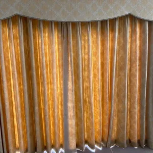 Quality lined curtains, tie backs, hooks and pelmets - Image 6