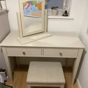 Dressing table