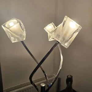 Chrome 3 fluted standard floor lamp with chrome circular base - Image 2