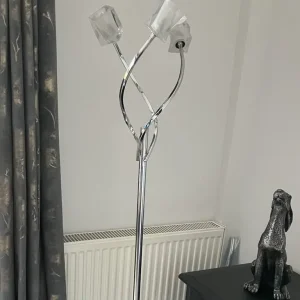 Chrome 3 fluted standard floor lamp with chrome circular base