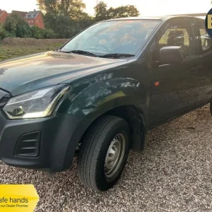 2017 Isuzu D-Max 1.9 TD Utility Pickup Extended Cab 2dr Diesel Manual 4WD Euro 6 (164 ps) PICKUP ... - Image 2