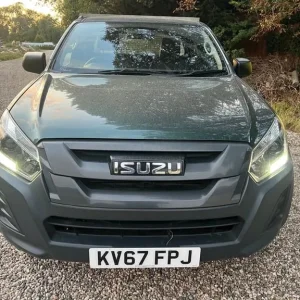 2017 Isuzu D-Max 1.9 TD Utility Pickup Extended Cab 2dr Diesel Manual 4WD Euro 6 (164 ps) PICKUP ... - Image 6