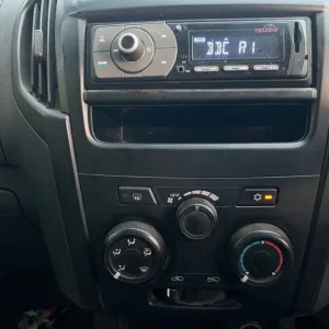 2017 Isuzu D-Max 1.9 TD Utility Pickup Extended Cab 2dr Diesel Manual 4WD Euro 6 (164 ps) PICKUP ... - Image 8