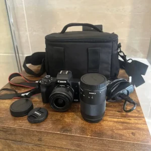 CANNON EOS M50 55–200mm IMAGE & STABILISED LENS — PERFECT CONDITION