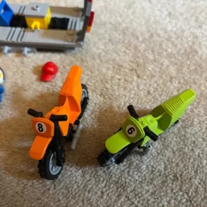 Lego City 4433 Dirt Bike Transporter - Image 8