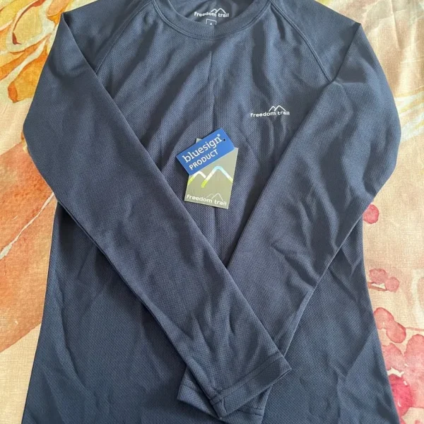 Women’s Essential Tech Tee Navy Long Sleeve Freedom Trail