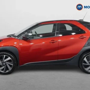 2022 Toyota Aygo X 1.0 VVT-i Edge 5dr Hatchback Petrol Manual - Image 4