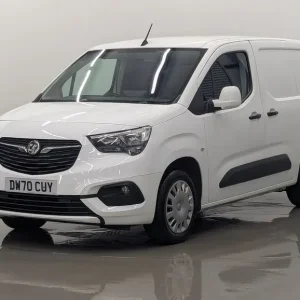 2021 Vauxhall Combo Turbo D 2300 Sportive Panel Van Diesel Manual - Image 7