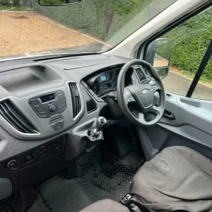 2018 Ford Transit 350 L5 DROPSIDE Dropside Diesel Manual - Image 6
