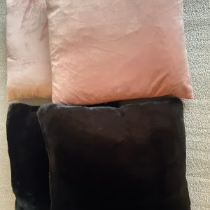 Six feather and down scatter cushions - Image 3