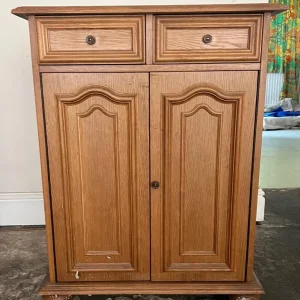 Assortment of furniture - Image 2