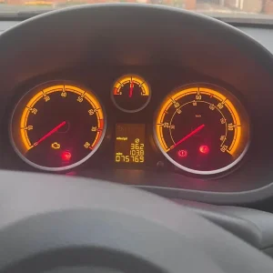 Vauxhall, CORSA, Hatchback, 2013, Manual , 1229 (cc), 3 doors - Image 7