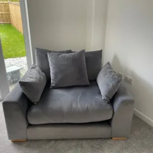 DFS Cuddle Chair - Image 3