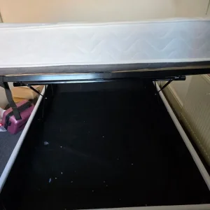 Double ottoman bed - Image 2