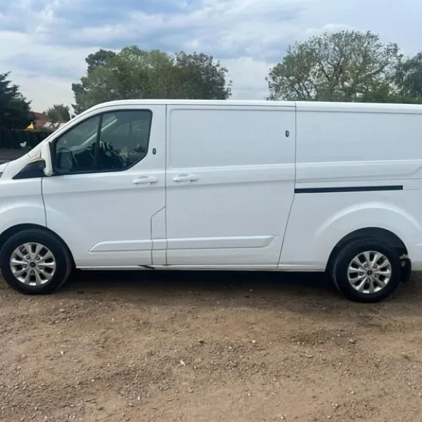 2022 Ford Transit Custom 300 LIMITED P/V ECOBLUE L2 Panel Van Diesel Manual