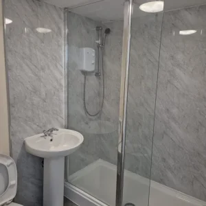 4-bedroom flat in west-mersea, Colchester - Image 4