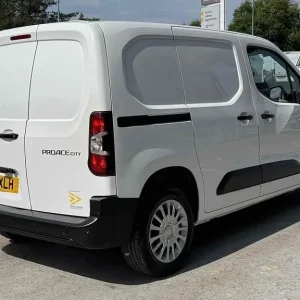 2021 Toyota ProAce 100ps HDi Icon Euro 6 with Air Con, Twin Side Loading Doors & Rev Cam Pane... - Image 2