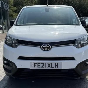 2021 Toyota ProAce 100ps HDi Icon Euro 6 with Air Con, Twin Side Loading Doors & Rev Cam Pane... - Image 6