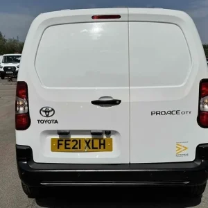 2021 Toyota ProAce 100ps HDi Icon Euro 6 with Air Con, Twin Side Loading Doors & Rev Cam Pane... - Image 7