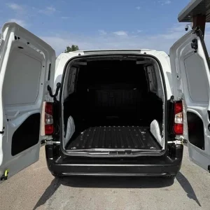 2021 Toyota ProAce 100ps HDi Icon Euro 6 with Air Con, Twin Side Loading Doors & Rev Cam Pane... - Image 8