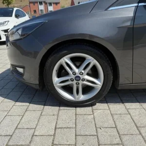 FORD FOCUS 1.0 T EcoBoost Zetec 2015 - Image 8