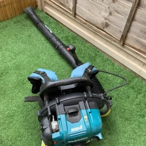 Makita EB5300TH petrol backpack leaf blower - Image 4