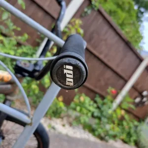 Sunday AM Plus Aaron Ross Signature Modrl. - Image 4