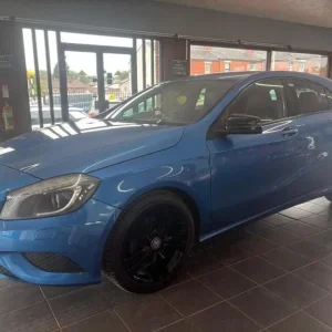 2014 Mercedes-Benz A CLASS 1.6 A180 Sport Euro 6 (s/s) 5dr Hatchback Petrol Manu - Image 3