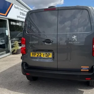 2022 Peugeot Expert 1400 2.0 BlueHDi 145 Professional Premium Van PANEL VAN Diesel Manual - Image 5