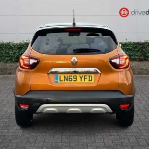 2019 Renault Captur 0.9 TCe ENERGY GT Line SUV 5dr Petrol Manual Euro 6 (s/s) (90 ps) SUV Petrol ... - Image 4