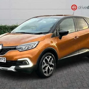 2019 Renault Captur 0.9 TCe ENERGY GT Line SUV 5dr Petrol Manual Euro 6 (s/s) (90 ps) SUV Petrol ... - Image 7