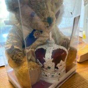 Diamond jubilee commemorative queen bear - Image 2