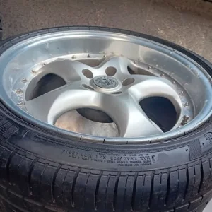 Wheels and tyres - Image 4