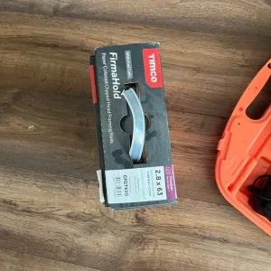 HARDLY USED PASLODE FRAMING NAILER CF325LI IN GOOD CONDITION - Image 3