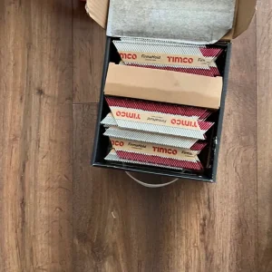 HARDLY USED PASLODE FRAMING NAILER CF325LI IN GOOD CONDITION - Image 4