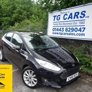 2016 Ford Fiesta Titanium Hatchback Petrol Manual
