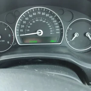 Saab, 9-3, Convertible, 2009, Manual, 1910 (cc), 2 doors - Image 5