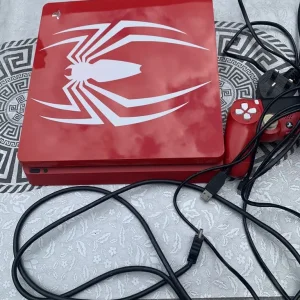 Sony PlayStation 4, Spider-Man Addition, 1 controller, with 6 Games & all cables. - Image 3