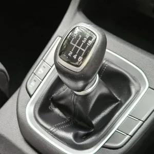 2017 Hyundai i30 1.0 T-GDi Blue Drive SE Nav Euro 6 (s/s) 5dr HATCHBACK Petrol M - Image 7