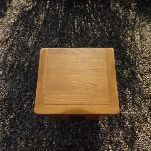 SOLID OAK SMALL BEDSIDE CABINET x1 ~~LIKE NEW ~~ - Image 4