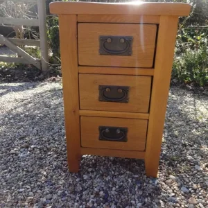 SOLID OAK SMALL BEDSIDE CABINET x1 ~~LIKE NEW ~~ - Image 7